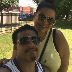 Meet your Posher, Chloe